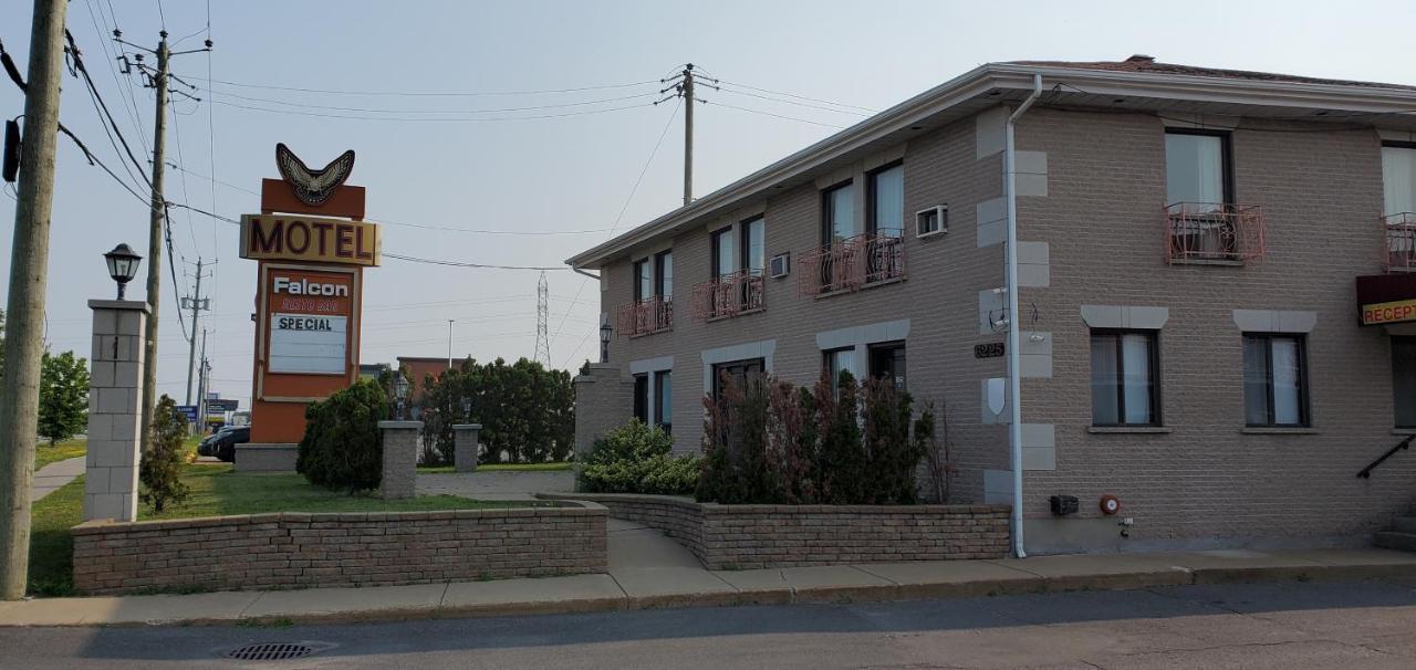 Motel Falcon Brossard Exterior photo