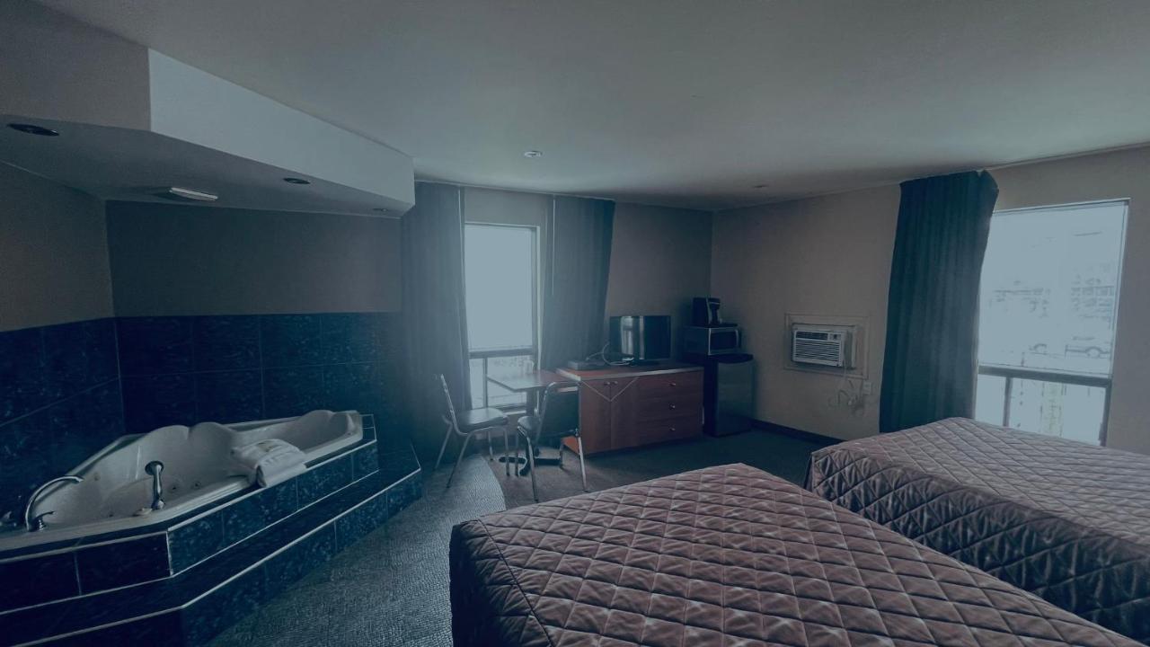 Motel Falcon Brossard Exterior photo