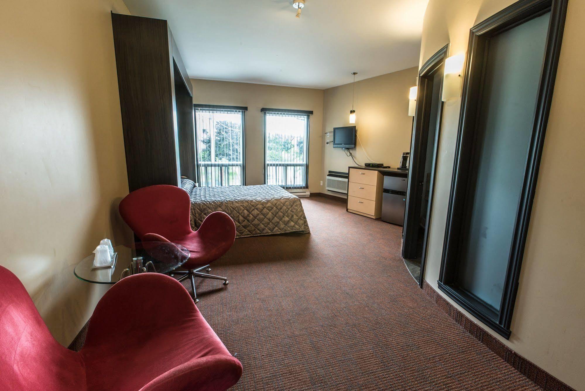 Motel Falcon Brossard Exterior photo